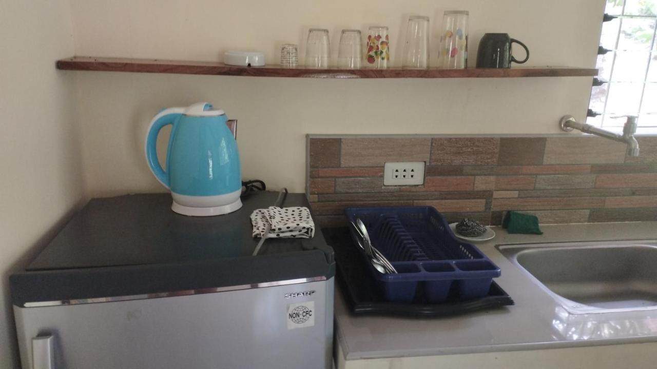 Acacia'S Cottages With Starlink Wifi Mambajao Luaran gambar