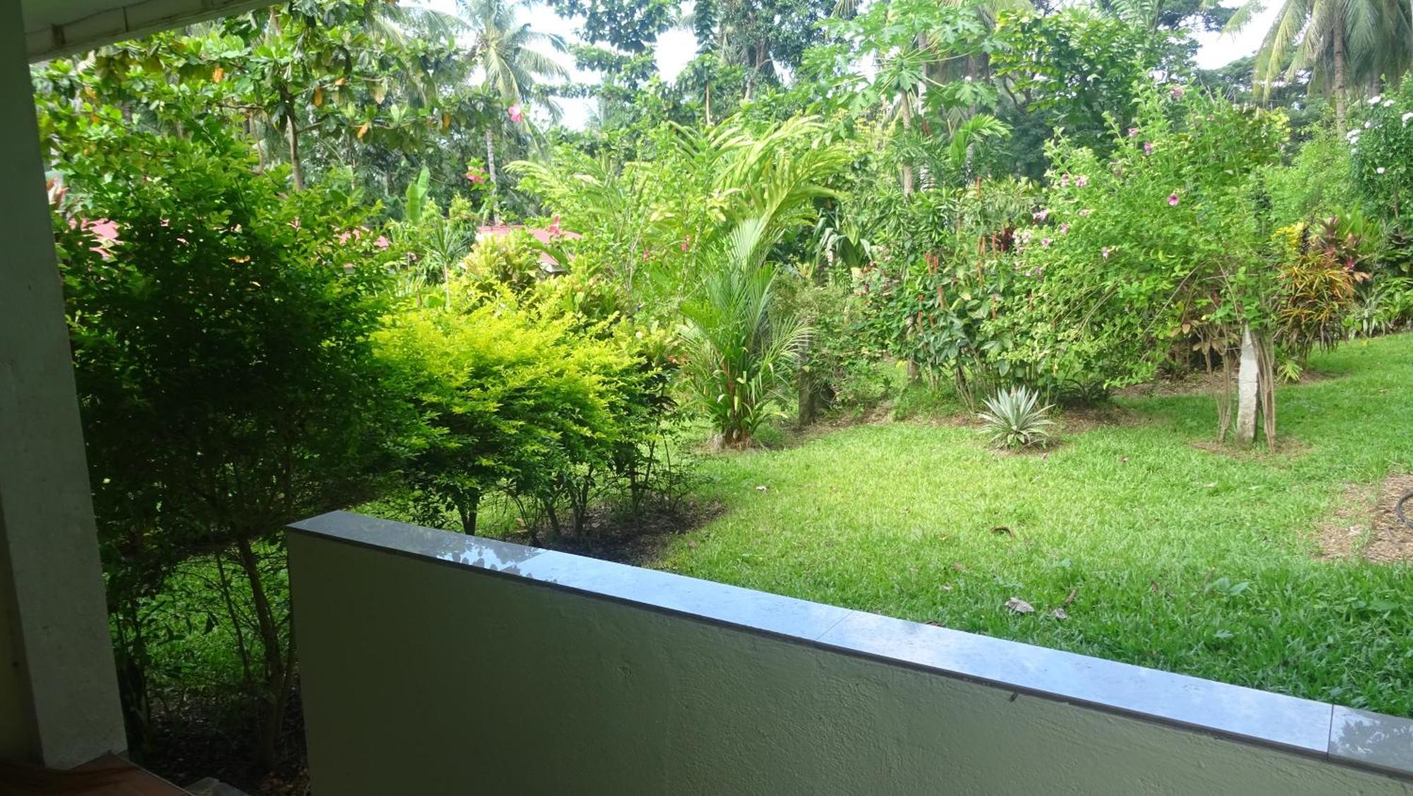Acacia'S Cottages With Starlink Wifi Mambajao Luaran gambar