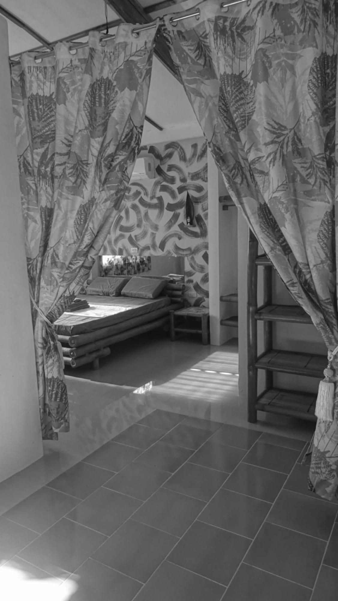 Acacia'S Cottages With Starlink Wifi Mambajao Luaran gambar
